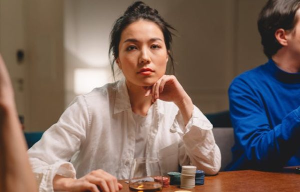 5 ספרים שכל שחקן פוקר חייב לקרוא